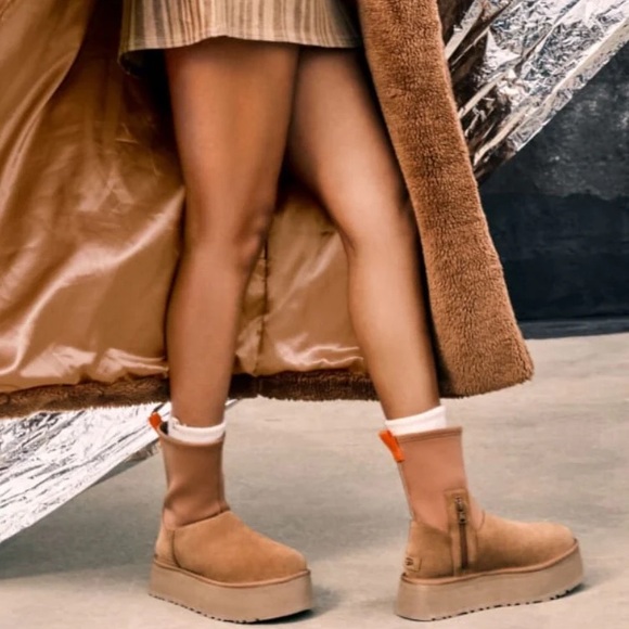 NWT UGG - Chestnut Classic Dipper | Platform Brown Tan Uggs main image 8